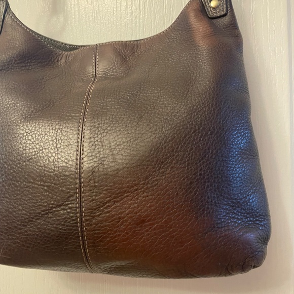 Coach Penelope Soft Milled Cowhide Leather Crossbody #F19265 - Picture 6 of 8
